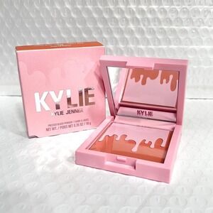 Kylie Jenner Pressed Blush Powder in Mirrored Compact - 726 Close to Perfect NIB